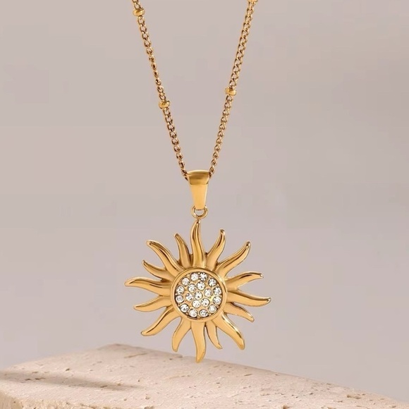 18K Gold Plated Sun Pendant Necklace - Picture 3 of 5